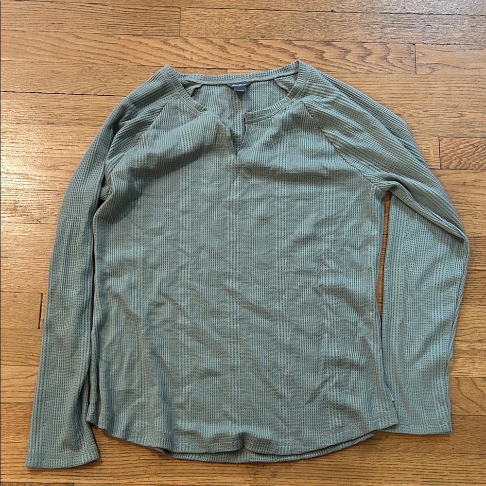 Women’s Long-Sleeve Waffle Knit Shirt - Sage Green
